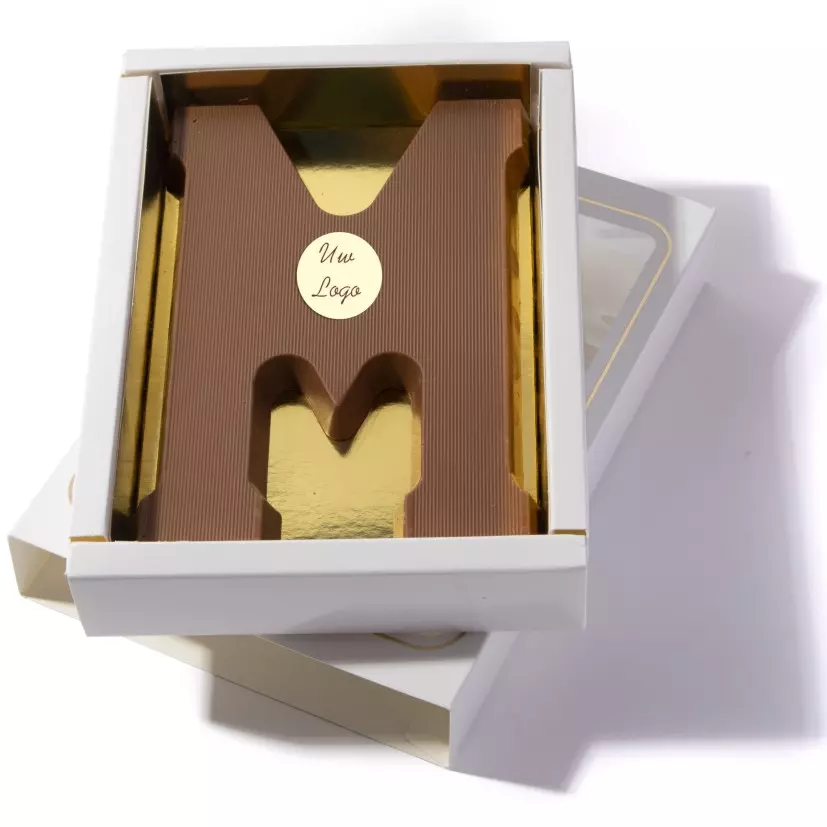chocoladeletter met logo